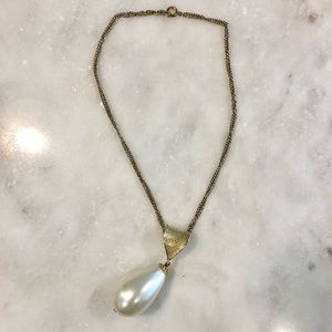 Vintage Gold Pearl Detail Necklace